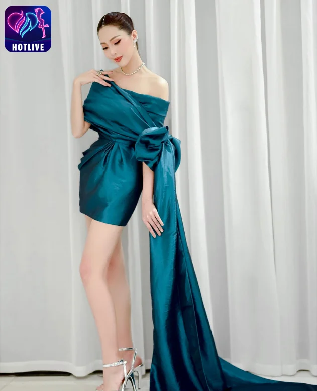 Diệu Ngọc-hotlive