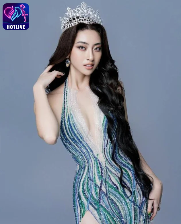 Lương Thùy Linh-hotlive 