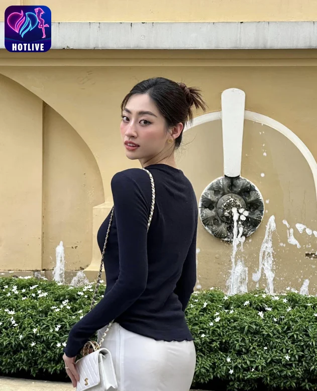 Lương Thùy Linh-hotlive 