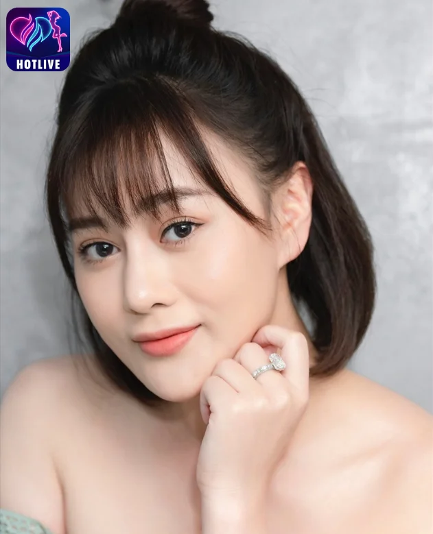 Phương Oanh-hotlive 