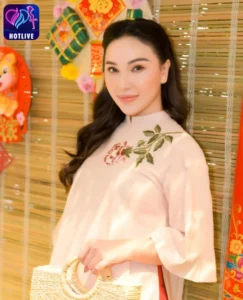 Quỳnh Thư-hotlive