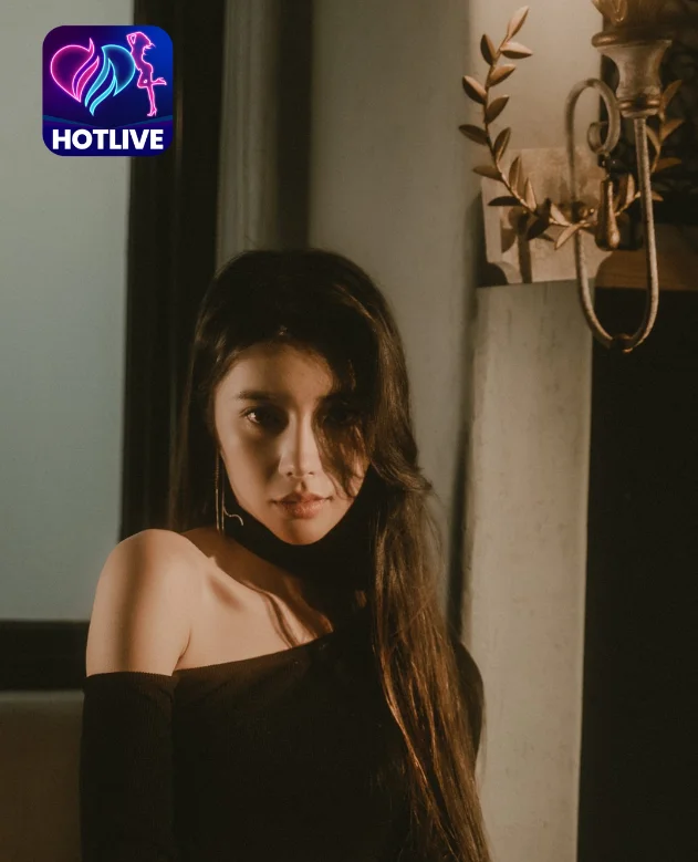Yue Yue-Hotlive